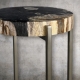 Petite table d'appoint bois pétrifié et métal doré