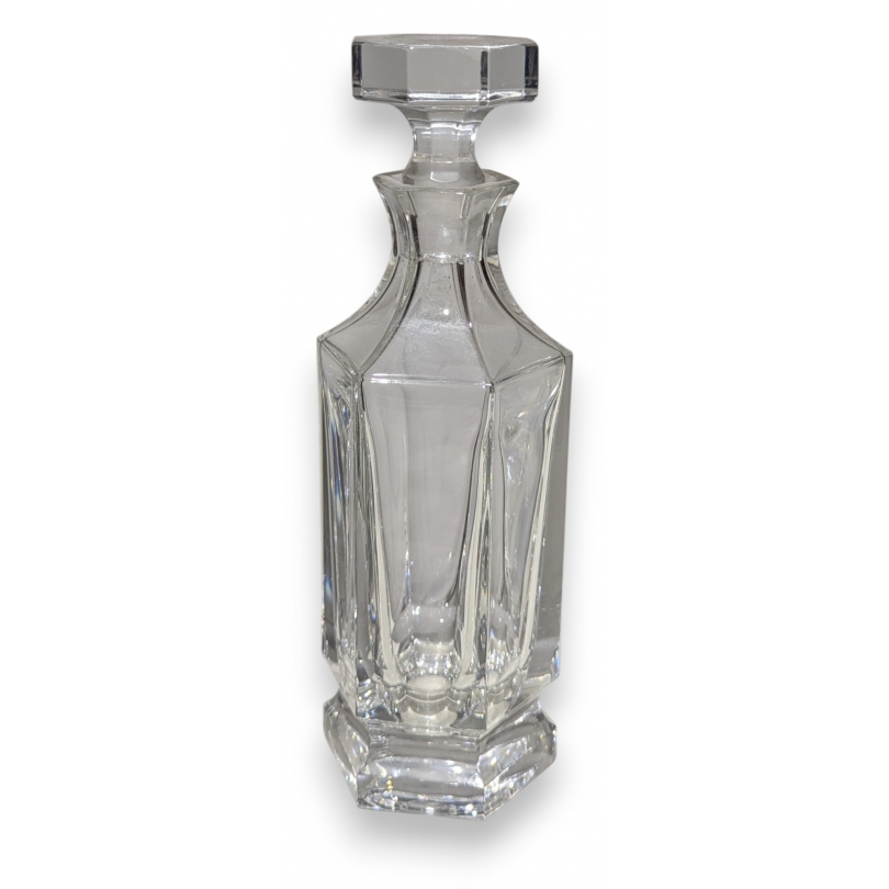 Hexagonal carafe