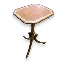 Side table the tripod-style Jacobin