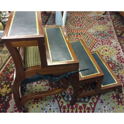 Regency mahogany step stool from Moinat SA – Antiques and home décor