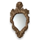 Miroir en bois sculpté doré