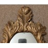 Miroir en bois sculpté doré