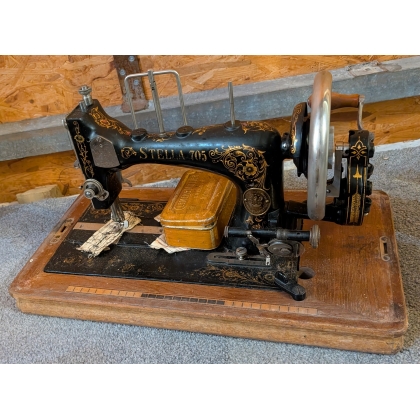 Stella 705 sewing machine