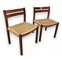 Paire de chaises 401 danoises en teck MØLLER