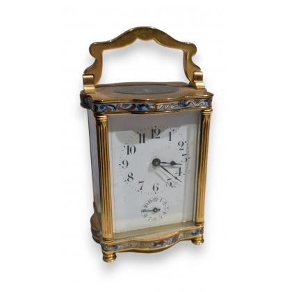 Compartmentalised carriage clock