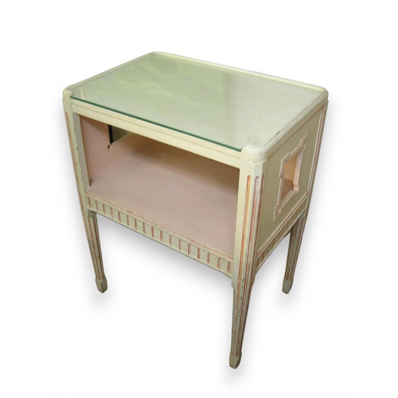 Louis XVI-style bedside table at  Moinat SA  - Antiques and home décor