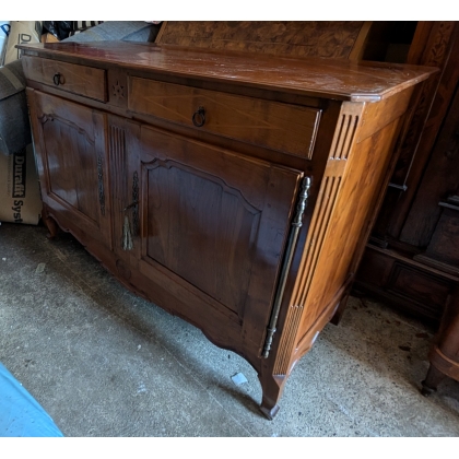 Sideboard with two doors and two drawers
