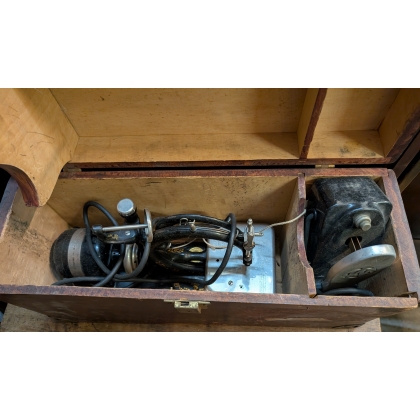 WILLCOX & GIBBS sewing machine