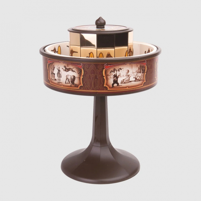 Small praxinoscope, brown stand