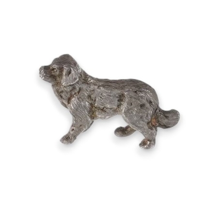 Chien en argent par S.M.D. Castings