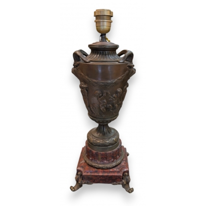  Lampe Louis XVI en bronze d'après CLODION sur  Moinat SA  - Antiquités décoration