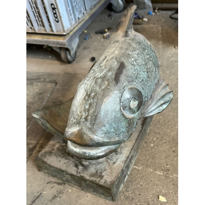 Goulot de fontaine Poisson en bronze