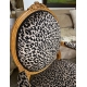 Paire de fauteuils Louis XVI en hêtre