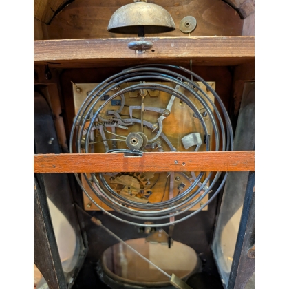 Pendule neuchâteloise à grande sonnerie