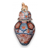 Vase couvert en porcelaine Imari