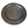 Assiette en laiton à réhauts d'argent et de cuivre