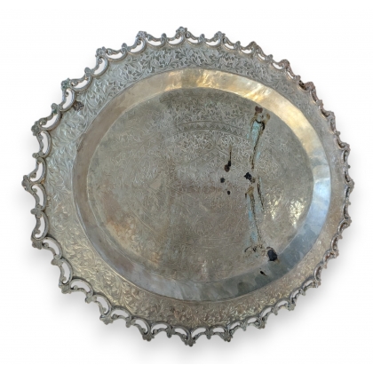 Plat ovale en métal argenté