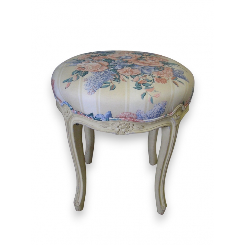 Louis XV-style stool at  Moinat SA  - Antiques and home décor