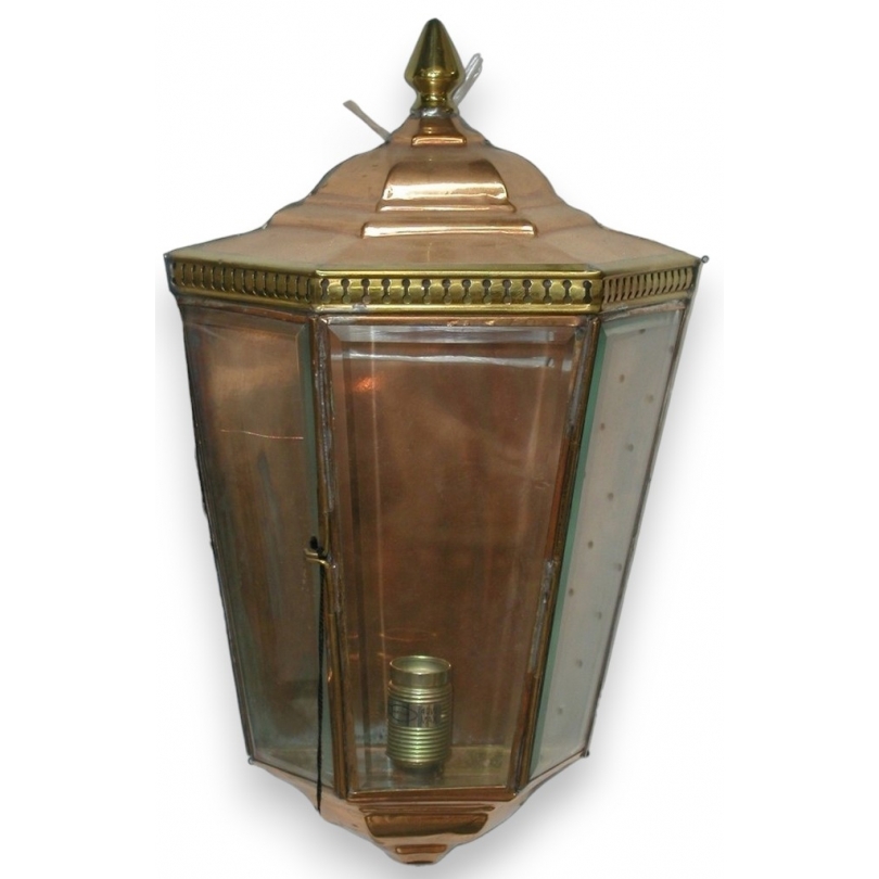 Copper wall light at  Moinat SA  - Antiques and home décor