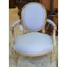 Pair of Louis XVI armchairs. From  Moinat SA  - Antiques and home décor