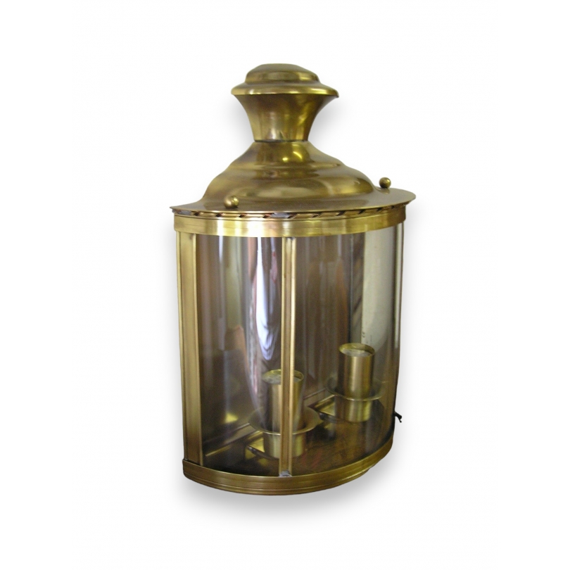  Lanterne applique demi-lune, fond laiton sur  Moinat SA  - Antiquités décoration
