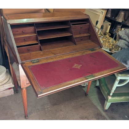 Bureau dos d'âne style Louis XVI par MAILFERT-AMOS
