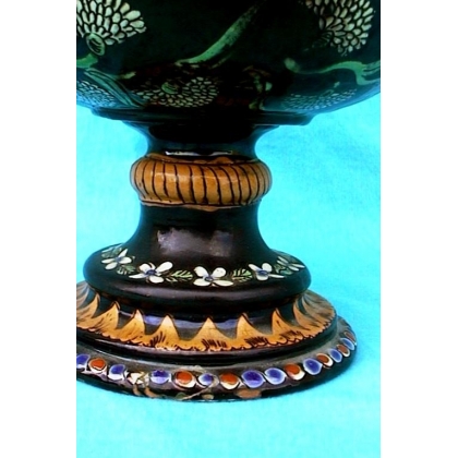 Thune pot with two handles and a lid. At  Moinat SA  – Antiques and home décor