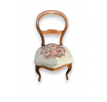 Chaise Louis-Philippe, tapisserie petit-point