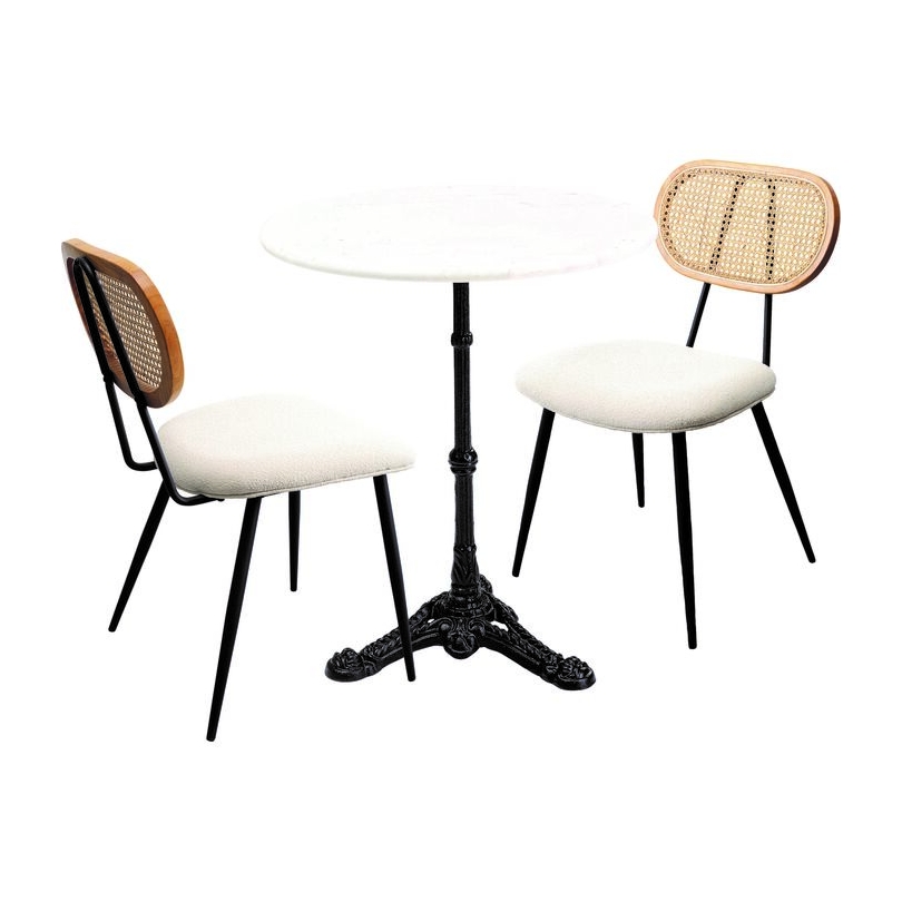 Table de bistro et deux chaises
