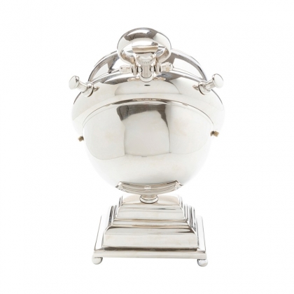 Carl aluminium desk clock