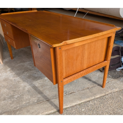Danish desk with 4 drawers