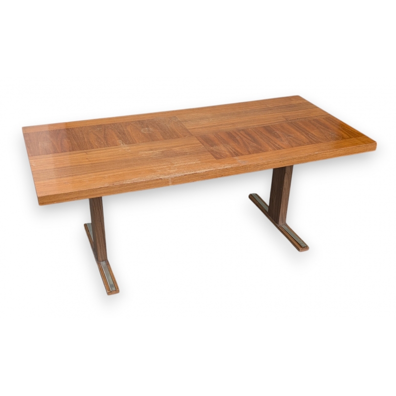 Table basse vintage à manivelle