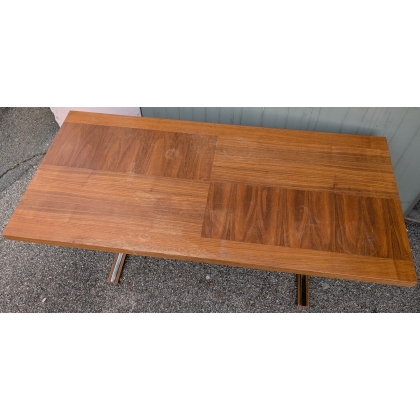 Table basse vintage à manivelle