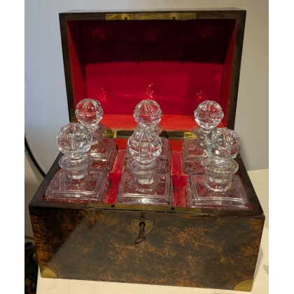 Tantalus in walnut burl, 6 crystal carafes