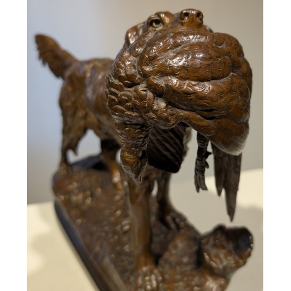 Bronze "Épagneul au faisan" signé J. MOIGNIEZ