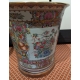 Paire de grand cache-pots famille rose