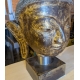 Tête de bouddha laquée dorée