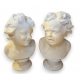 Paire de bustes d'enfants en marbre blanc