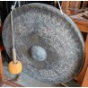 Gong chinois en métal, support en bois