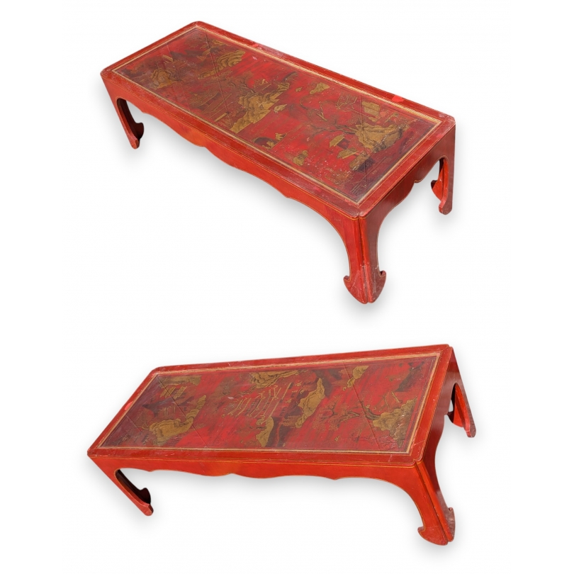 Paire de tables basses en laque chinoises rouge