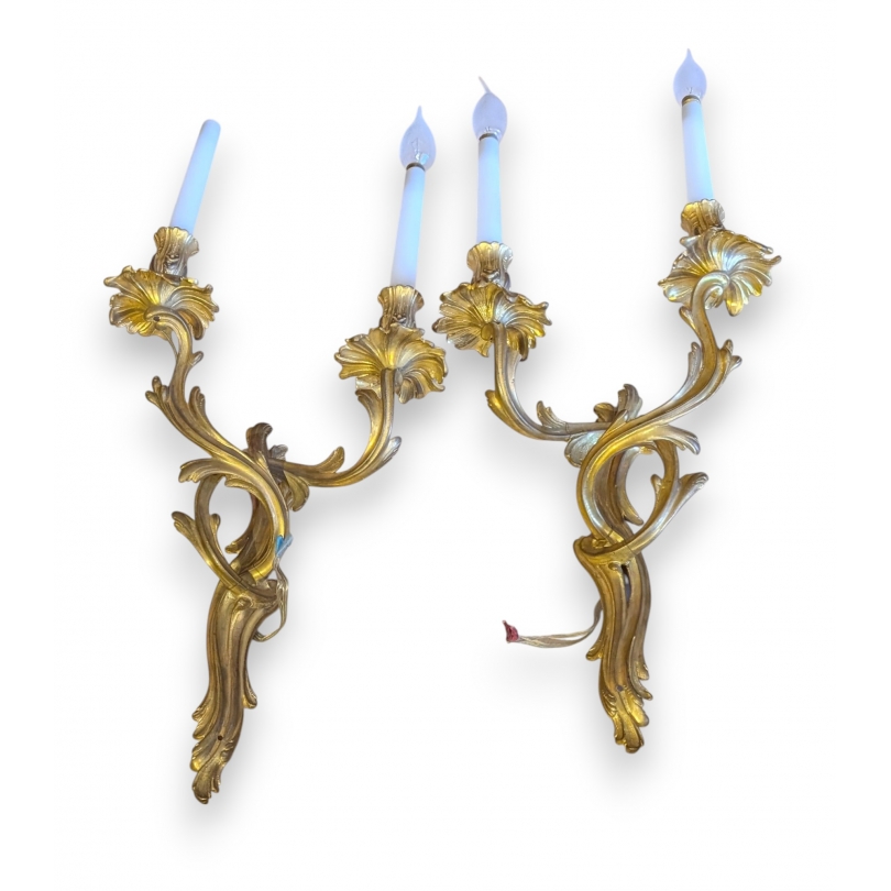 Paire d'appliques style Louis XV en bronze doré