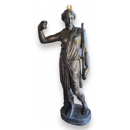 Paire de sculptures A l\'antique en plâtre noir