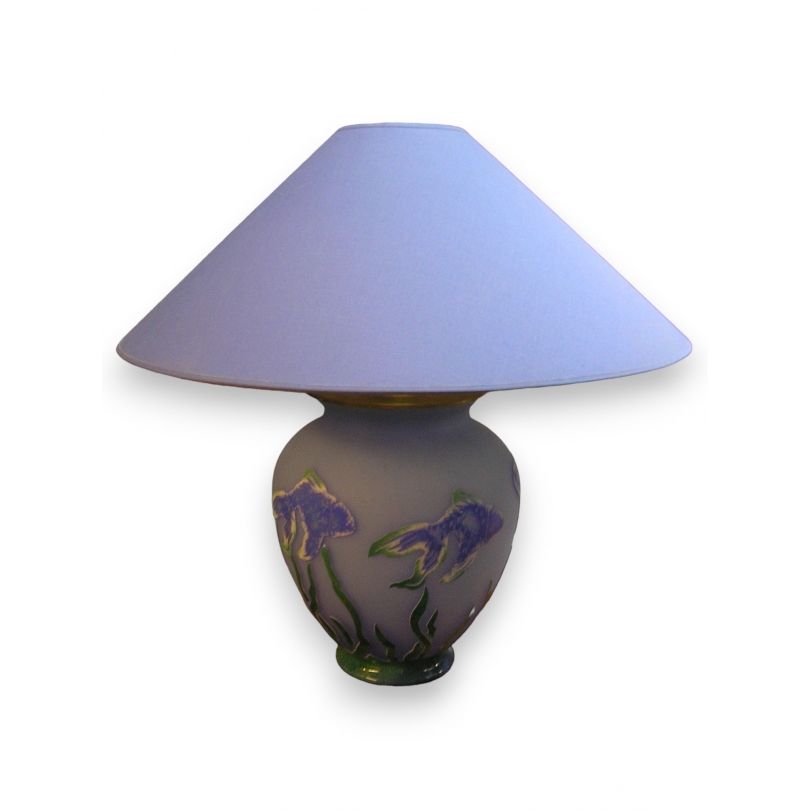  Lampe bleue avec décor poissons sur  Moinat SA  - Antiquités décoration