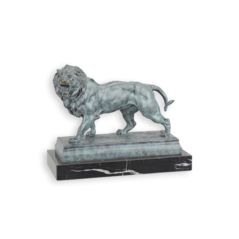 Bronze à patine verte Lion marchant