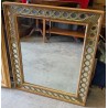 Miroir style Louis XVI à rinceaux dorés et verts