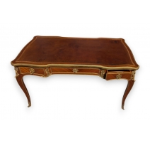 Bureau plat style Louis XV estampillé G. DURAND
