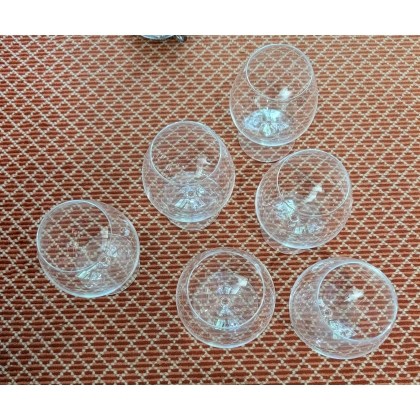 Suite de 6 verres à Cognac