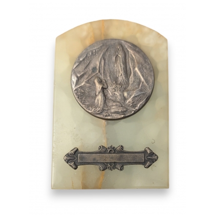 Bas-relief "Vierge" en argent, signé