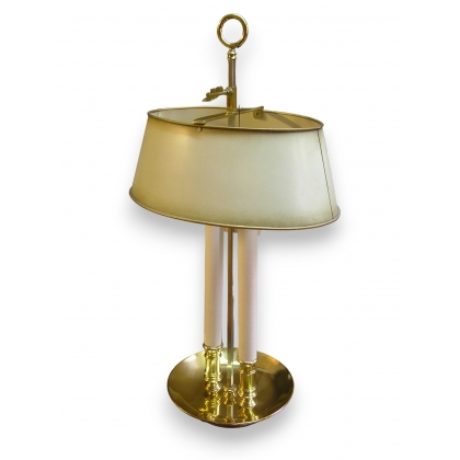  Lampe bouillotte avec abat-jour ivoire sur  Moinat SA  - Antiquités décoration