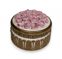 Boite ronde Roses en porelaine Elfinware